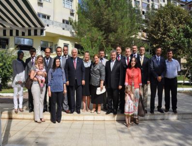 RECEP GÜVEN - Vali Çolak, Tayini Çıkan Kaymakam ve Vali Yardımcılar İle Yemekte Bir Araya Geldi
