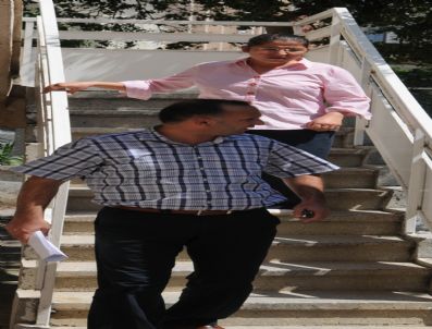 Adana'da Dolandırıcı Operasyonu