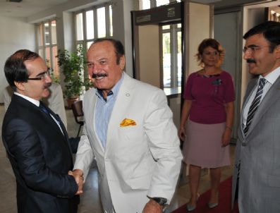 Ak Parti'den Vali Coş'a Ziyaret