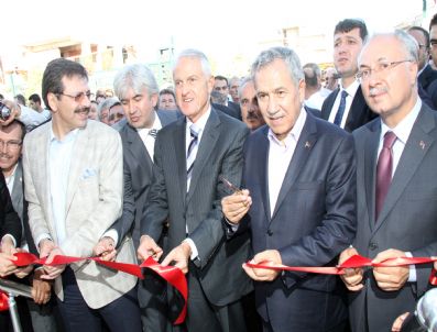 RONA YıRCALı - Arınç ve Yıldız, Akhisar'da Rüzgar Enerji Santrali Açılışına Katıldı