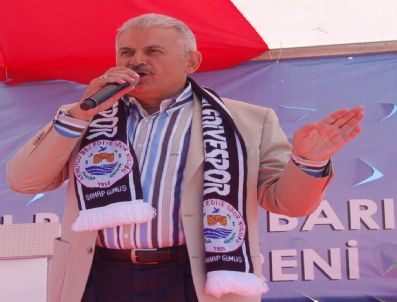 MEHMET BIRKAN - Bakan Yıldırım Armutlu'da Balıkçı Barınağı Açtı