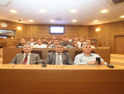Kocaeli'de Fen İşlerinde Çalışan Araçlar Uydudan Takip Ediliyor