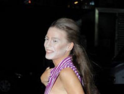 ODAKULE - Serenay'dan yılın frikiği