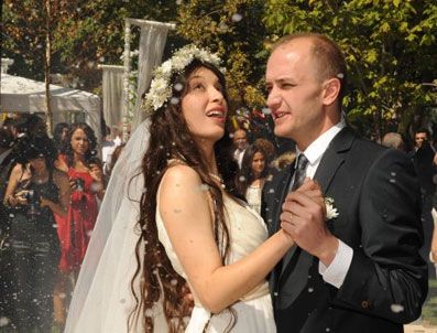Tarhan ve Sezer ailesi dünür oldu