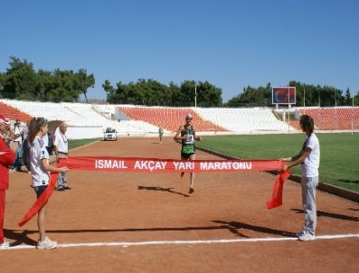 İSMAIL OK - 3. Uluslararası İsmail Akçay Yarı Maratonu Koşuldu