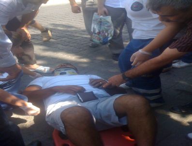 GAZI BULVARı - Aydın’da Trafik Kazası Bir Yaralı