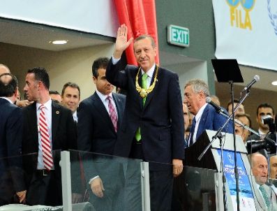 Başbakan Erdoğan: Sporla İnsanlık Kazanacak Not: Görüntüler Canlı Geçildi