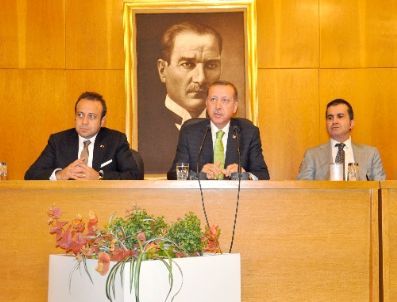 Başbakan Tahrir Meydanı’nda Konuşmayacak