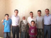 Çınar Kaymakamı, Yardım Severlerin Desteğiyle Gerdanoğlu Ailesini Ev Sahibi Yaptı.