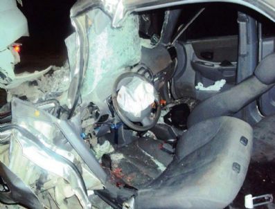 MAHMUT ÖZTÜRK - Gümüşhane'de Trafik Kazaları: 2 Ölü, 8 Yaralı