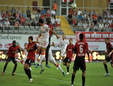 Medical Park Antalyaspor: 0 - Gaziantepspor: 0 (ilk Yarı)