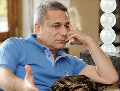 TUĞBA COŞKUN - Mehmet Ali Erbil: Ayağım kırılsaydı da boşanmasaydım