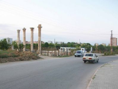 SOLI POMPEIOPOLIS ANTIK LIMAN KENTI - Soli Sütunları İçin Yol Uyarısı