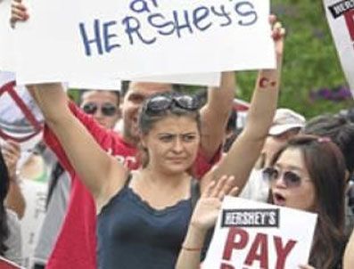 HERSHEY - Türk öğrencilerden 'köle değiliz' isyanı ‎