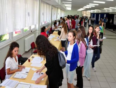 Esogü, Öğrencilerin Yüzde 53`nün İlk 5 Tercihi İçinde