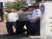 Gözcü Yakalandı, Hırsızlar Kaçtı