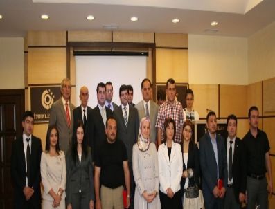 Gümüşhane-bayburt Barosu`ndan Afrika`ya Yardım Eden Kuruluşlara Plaket