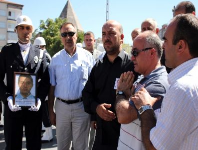 SADIK YAKUT - Kayserili Şehit, Gözyaşları Arasında Toprağa Verildi