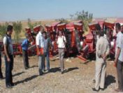 Kocaköy`de Makine Ekipman Dağıtımı Yapıldı