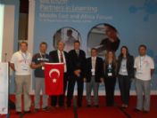 Milli Eğitim öğretmenleri ve Microsoft elele