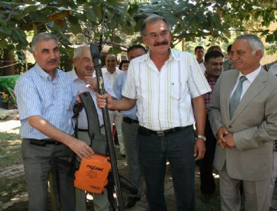 Zeytin Hasadına Makine Teşviği