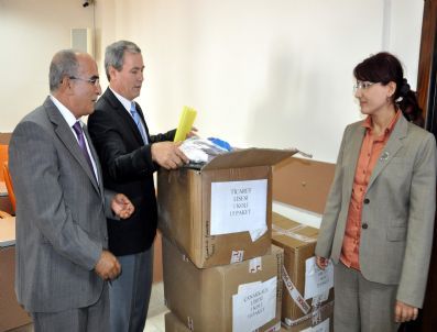 Çanakkale’de İhtiyaç Sahibi Öğrencilere Giyim Yardımı