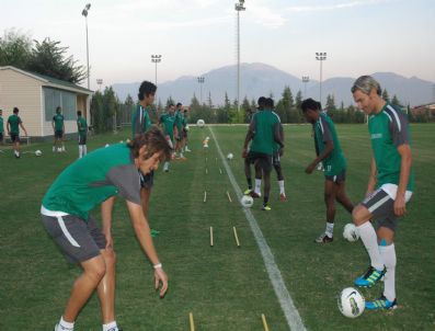 ALI HELVACı - Denizlispor'da Galibiyet Sesleri