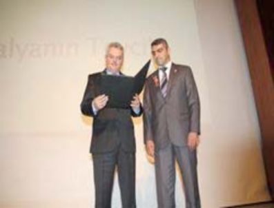 VAHDETTIN ÖZCAN - Gazi Uzman Çavuş Durlanık'a 'devlet Övünç Madalyası'