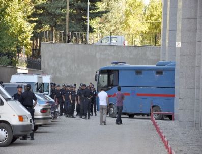 UĞUR BAYRAKTUTAN - Hopa Davası’nın İlk Duruşması Erzurum’da Yapıldı