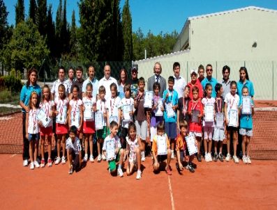 DENIZ YıLMAZ - Uü’de Tenis Turnuvası Yapıldı