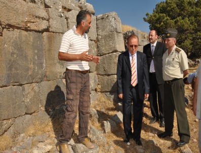 AHMET ALTıNTAŞ - Vali Oğuz, “yalvaç Pisidia İkinci Roma”