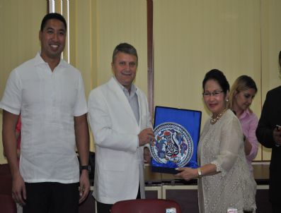 Filipinler Heyetinden Kütso'ya Ziyaret