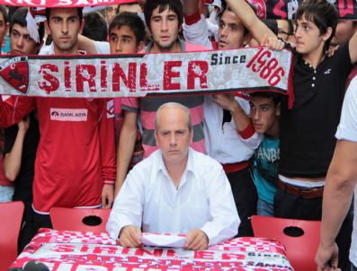 ŞIRINLER - Şirinler Susma Kararı Aldı