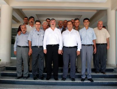 AHMET TEVFİK UZUN - Adıyaman Koordinatör Milletvekili Ahmet Tevfik Uzun Kahta`ya Geldi