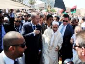 Başbakan Erdoğan Trablus`ta Murat Ağa Camii`ni ziyaret etti