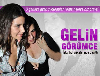 BEREN SAAT - Beren Saat rahat tavırlar sergiledi