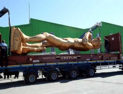 ŞIŞHANE - Eskişehir’den Amerika’ya 10 Metrelik Davud Heykeli