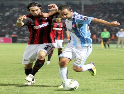 UĞUR BORAL - Gaziantepspor: 1 - Fenerbahçe: 1 (ilk Yarı)