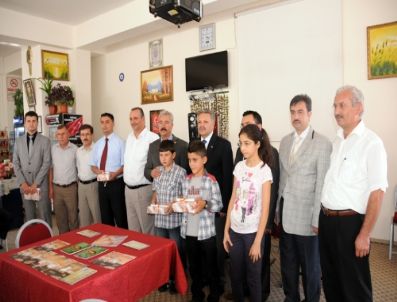 HULUSI ÖZTÜRK - Karaman’da En Çok Kitap Okuyan Kamu Çalışanları ve Esnaf Ödüllendirildi