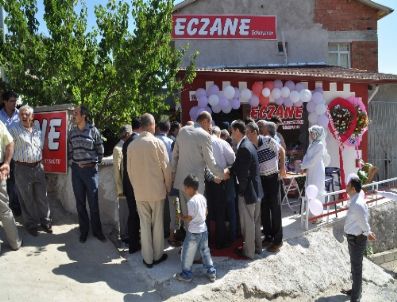 MEHMET TAŞDEMIR - Şekerpınar Eczanesi Dualar Eşiliğinde Açıldı