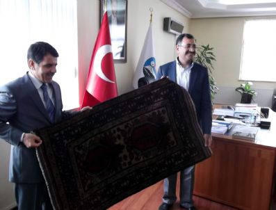 KıZ KULESI - Üsküdar Belediye Başkanı Kars Belediye Başkanını Makamında Ziyaret Etti