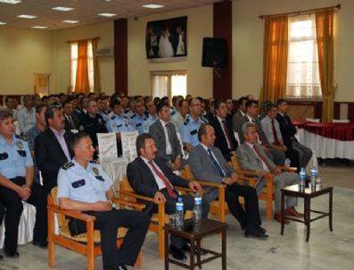 Ak Partili İdris Bal’dan Emniyet Mensuplarına Seminer
