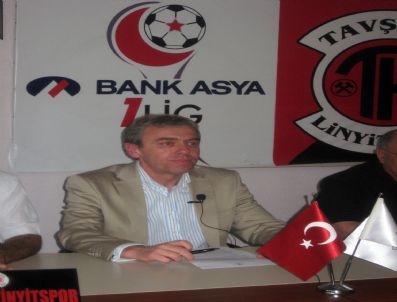 Ak Partili Vural Kavuncu, Tki Tavşanlı Linyitsporlu Futbolcularla Buluştu