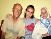 Anne ve babasını ölüm haberiyle barıştırdı