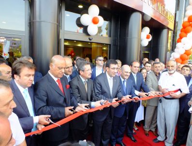 MAHİR ÜNAL - Bakanlar Kültür Merkezi Açtı