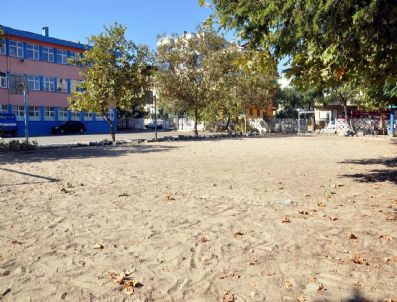 HALİDE EDİP ADIVAR - Belediyeden Okullara Tam Destek