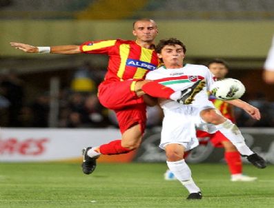 Göztepe: 1 - Karşıyaka: 0 (ilk Yarı Sonucu)