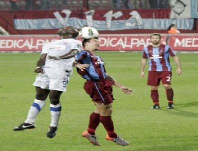 İNTER - Trabzonsor: 0 – İstanbul Büyükşehir Belediyespor: 0 (ilk Yarı)