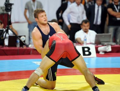 RAMAZAN ŞAHIN - Serbestçiler İlk Turda 3`te 3 Yaptı