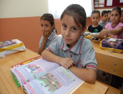 OSMAN NURI GÜLAY - Antalya’da 400 Bin Öğrenci Ders Başı Yaptı